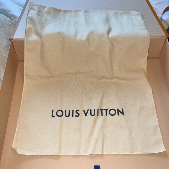 LOUIS VUITTON MULTI POCHETTE ACCESSOIRES LIGHT PINK - Picture 6 of 7